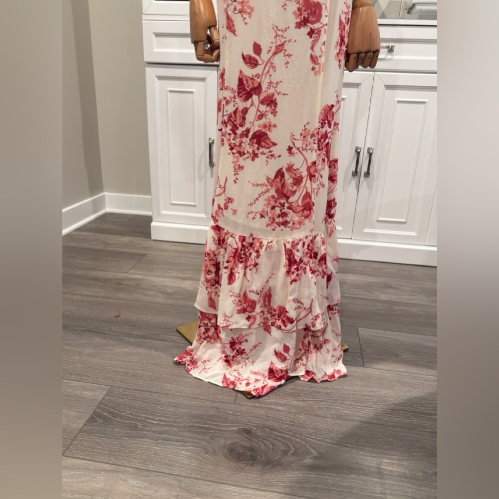 Reformation Fallon Dress in Blush Floral | Size [2] - Picture 6 of 12